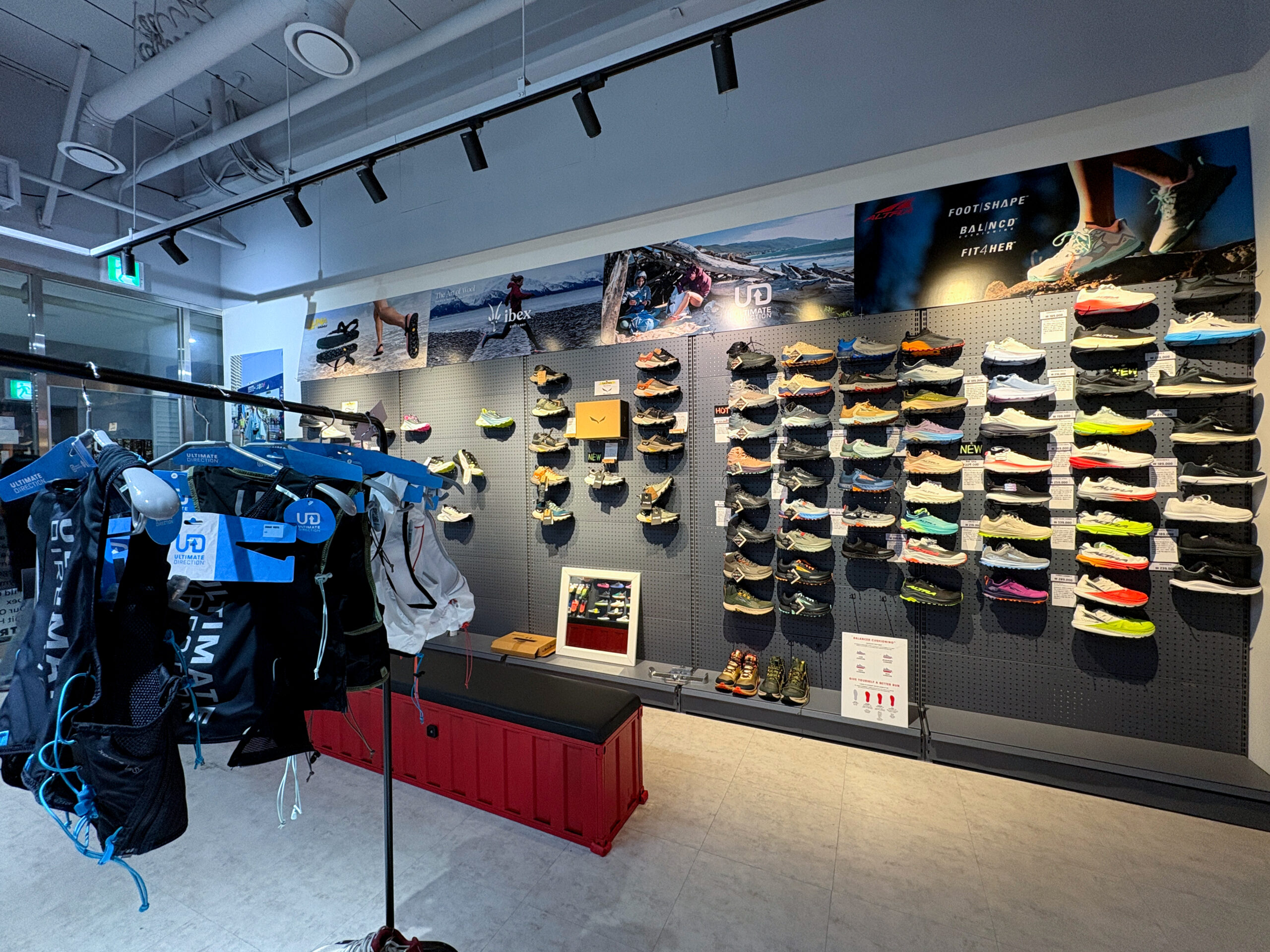STRIDE WORLD クァンジュ店